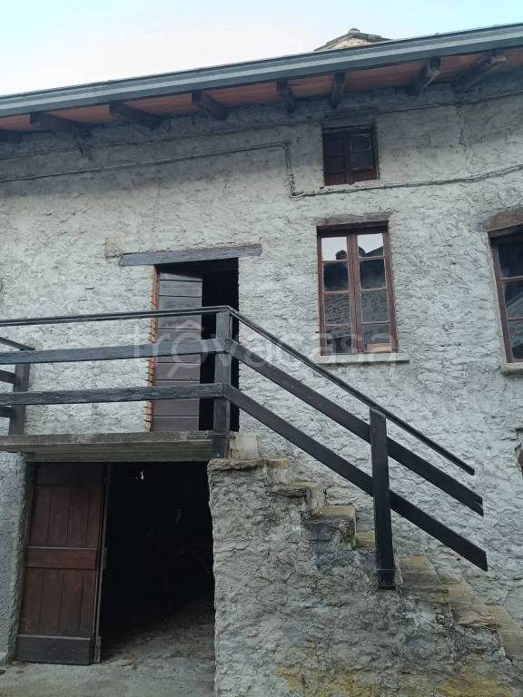 casa indipendente in vendita a Morfasso