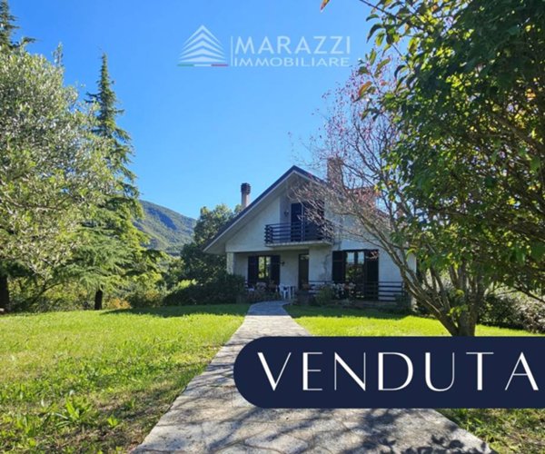 casa indipendente in vendita a Morfasso