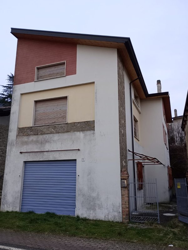 casa indipendente in vendita a Morfasso in zona San Michele