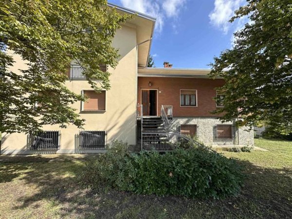 casa indipendente in vendita a Morfasso