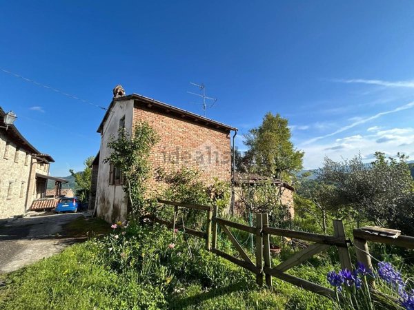 casa indipendente in vendita a Morfasso