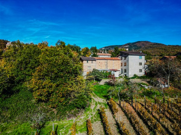 casa indipendente in vendita a Morfasso in zona Sperongia