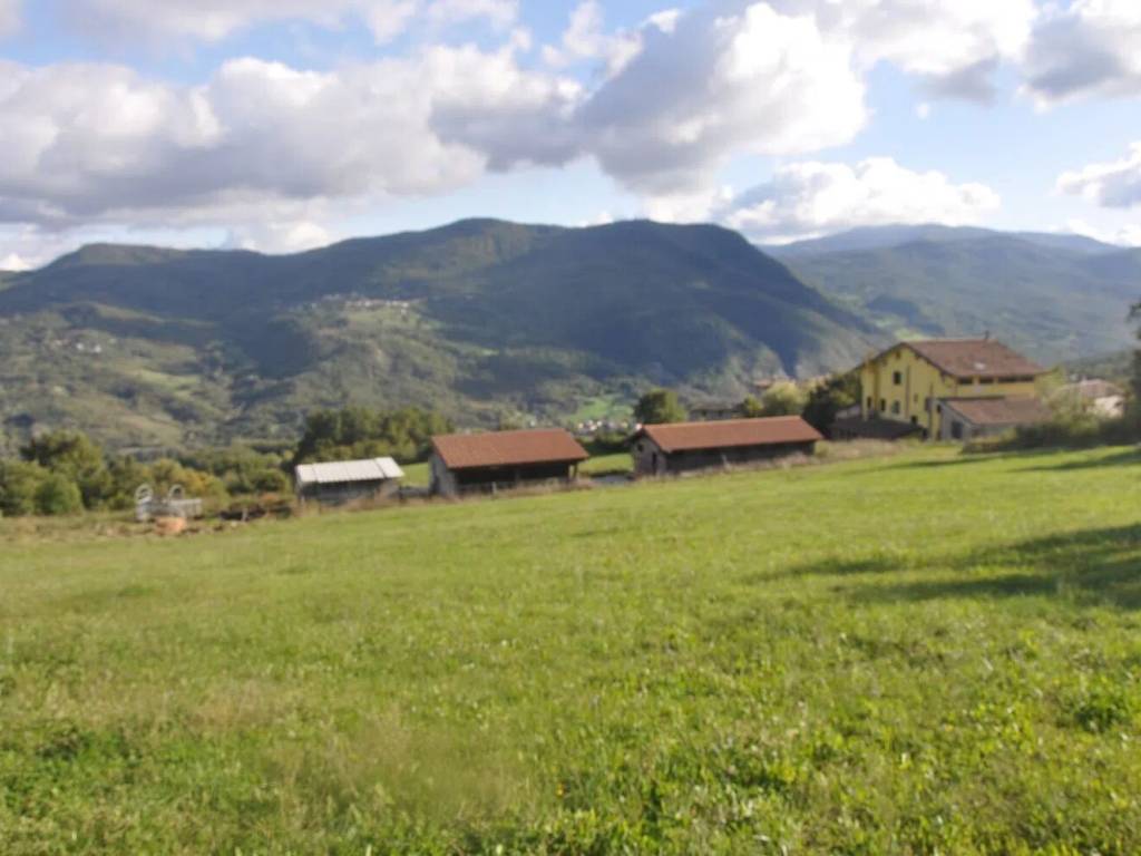 casa indipendente in vendita a Morfasso in zona Sperongia