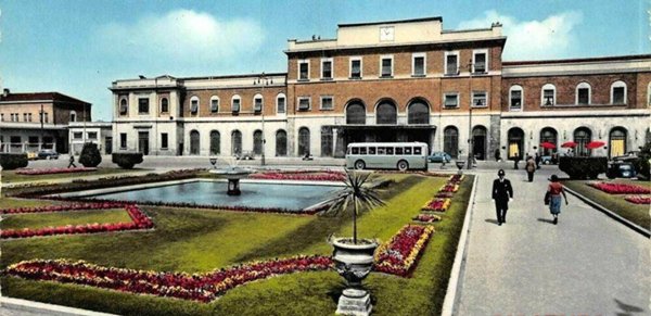 negozio in vendita a Piacenza