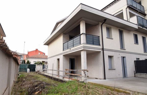casa semindipendente in vendita a Piacenza