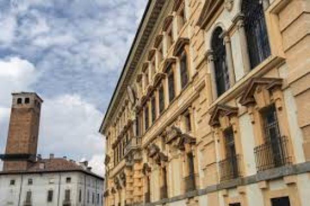 pentavano in vendita a Piacenza in zona Centro Storico