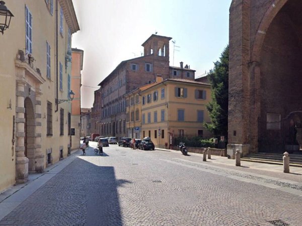 ufficio in vendita a Piacenza