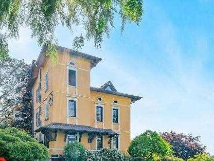 casa indipendente in vendita a Piacenza in zona Centro Storico