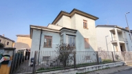 casa indipendente in vendita a Piacenza in zona Belvedere / Quartiere Duemila