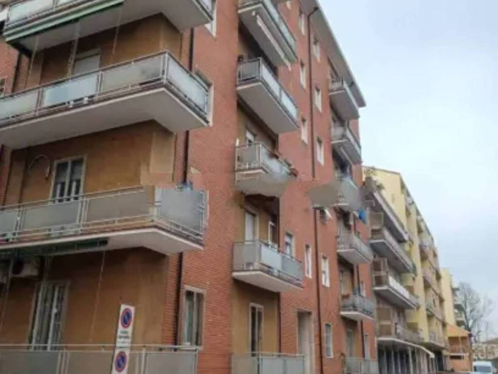 appartamento in vendita a Piacenza in zona Belvedere / Quartiere Duemila