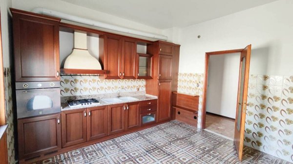 appartamento in vendita a Piacenza in zona Roncaglia / Fossadello