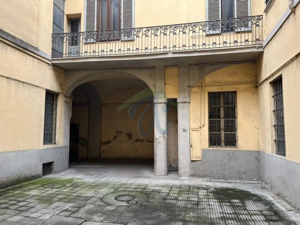 ufficio in vendita a Piacenza in zona Centro Storico