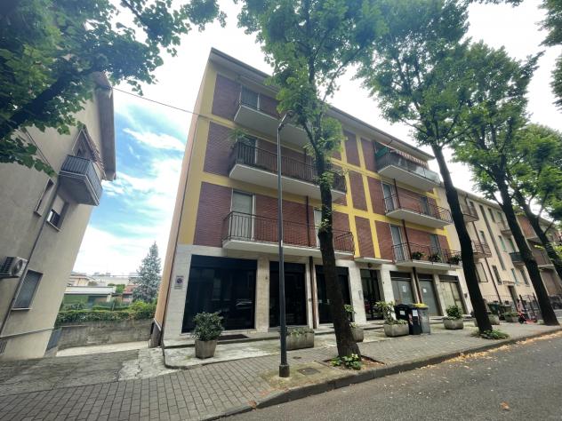 ufficio in vendita a Piacenza in zona Belvedere / Quartiere Duemila