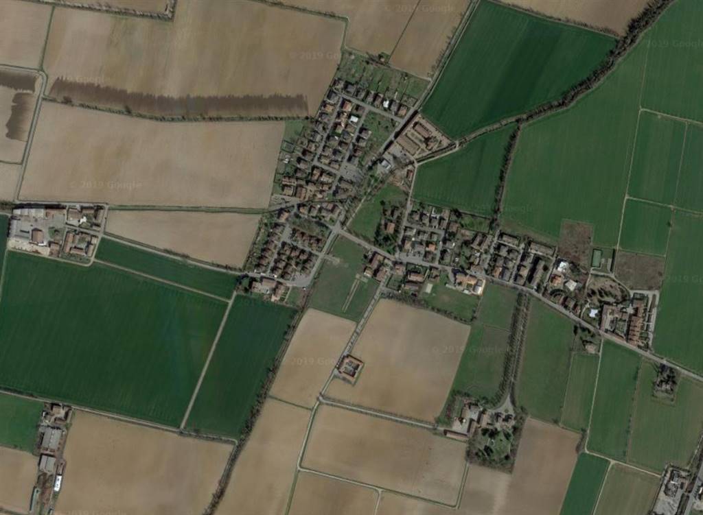 terreno edificabile in vendita a Piacenza in zona Pittolo