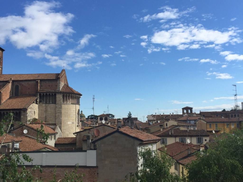 appartamento in vendita a Piacenza in zona Centro Storico