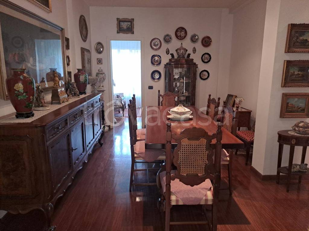 appartamento in vendita a Piacenza in zona Barriera Genova