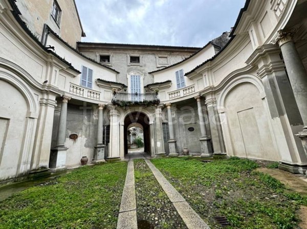 appartamento in vendita a Piacenza in zona Centro Storico