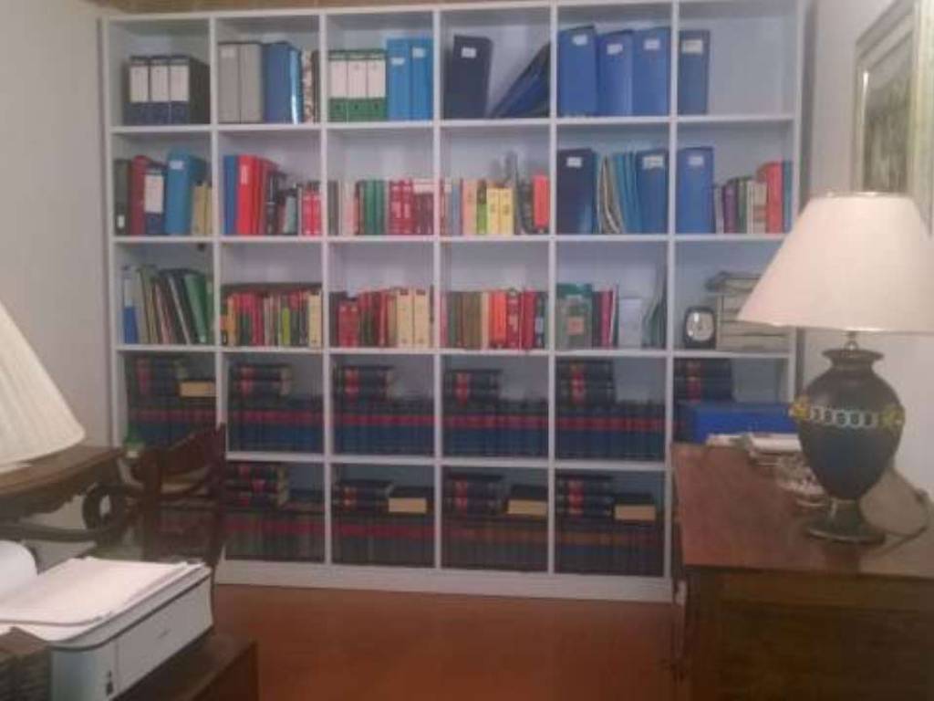 ufficio in vendita a Piacenza