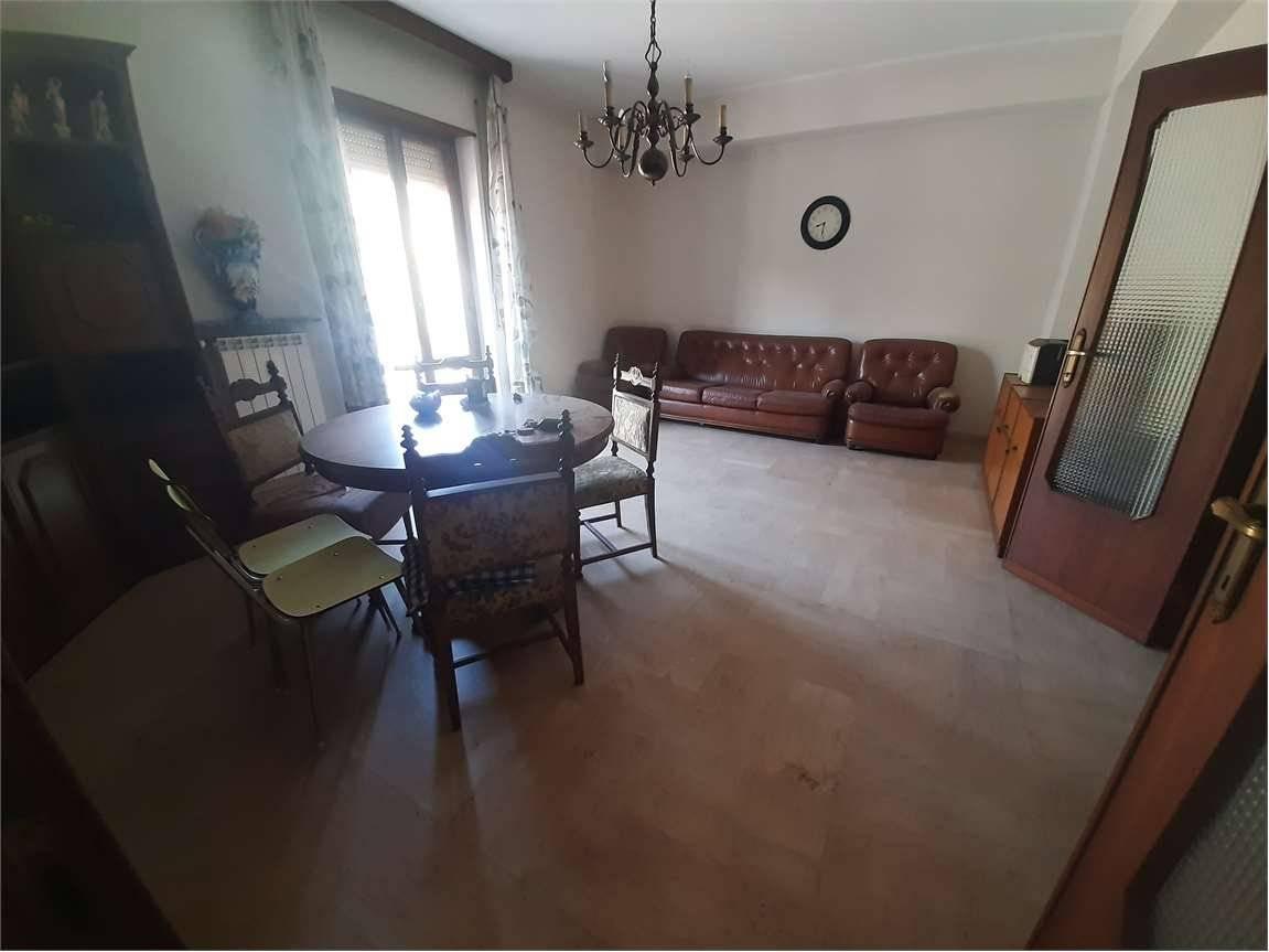 appartamento in vendita a Piacenza in zona Centro Storico