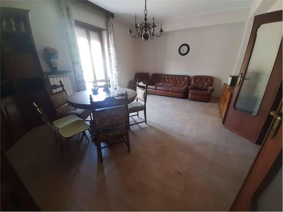 appartamento in vendita a Piacenza in zona Centro Storico