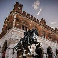 casa indipendente in vendita a Piacenza