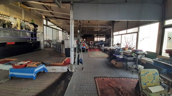 esavano in vendita a Piacenza in zona Montale