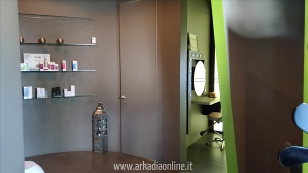negozio in vendita a Piacenza