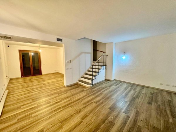 casa indipendente in vendita a Piacenza in zona Barriera Genova