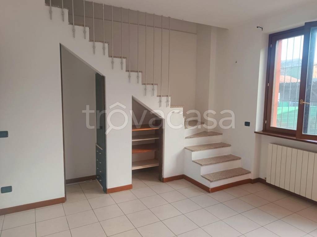 appartamento in vendita a Piacenza in zona Roncaglia / Fossadello