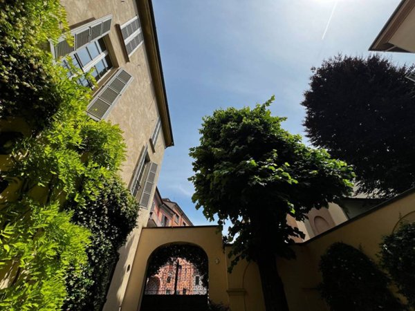 intera palazzina in vendita a Piacenza in zona Centro Storico