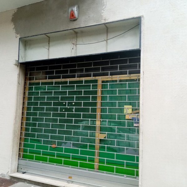 negozio in vendita a Piacenza