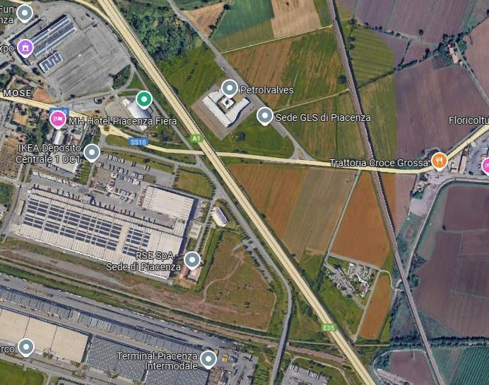 terreno edificabile in vendita a Piacenza in zona Borghetto