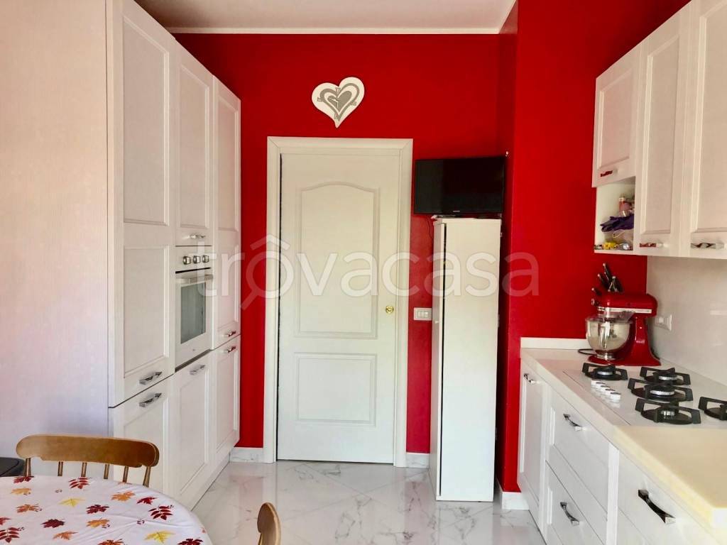 appartamento in vendita a Piacenza in zona Stadio