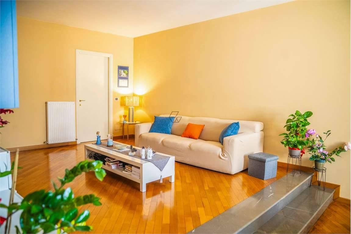 appartamento in vendita a Piacenza in zona Centro Storico