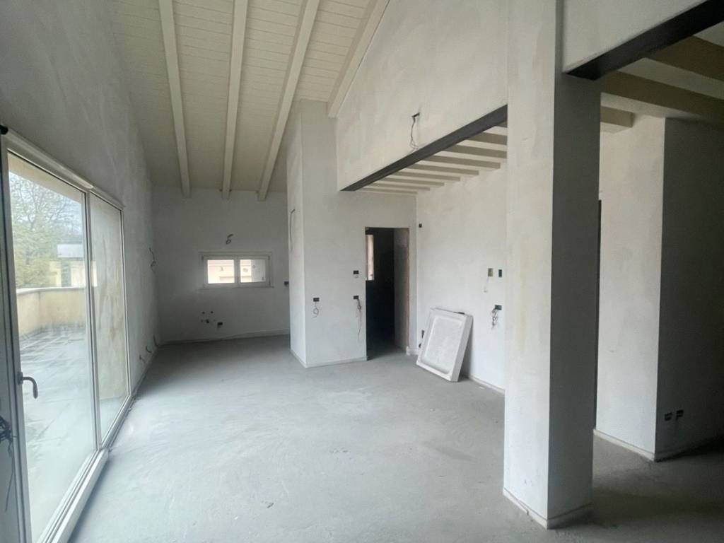 appartamento in vendita a Piacenza in zona Infrangibile