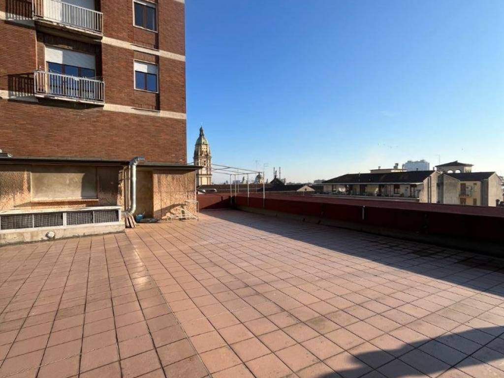 appartamento in vendita a Piacenza in zona Centro Storico