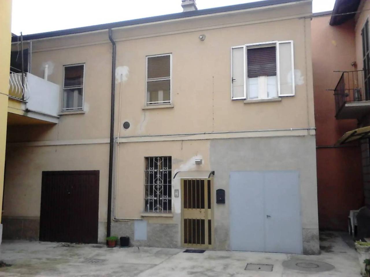 casa indipendente in vendita a Piacenza in zona Veggioletta