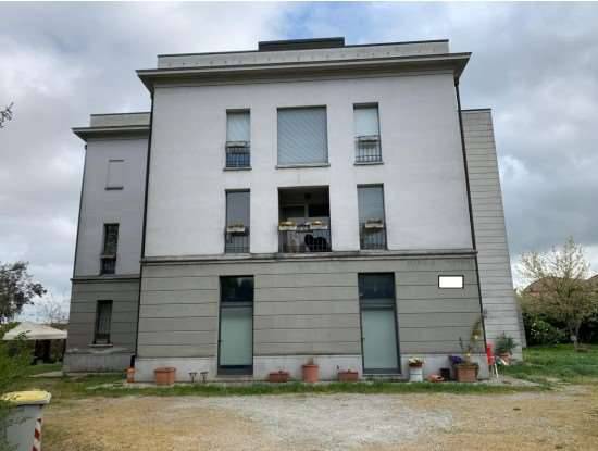 casa indipendente in vendita a Piacenza