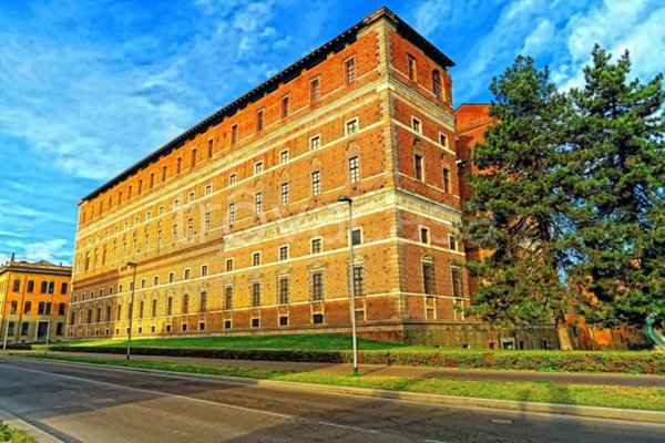 appartamento in vendita a Piacenza in zona Centro Storico