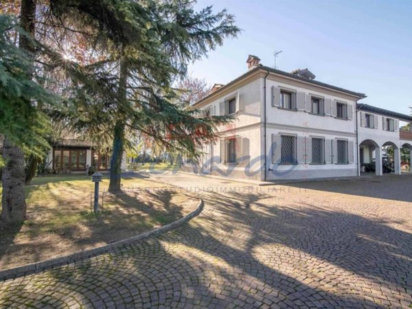 casa indipendente in vendita a Piacenza in zona Belvedere / Quartiere Duemila