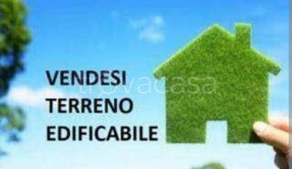casa indipendente in vendita a Piacenza in zona Borgotrebbia