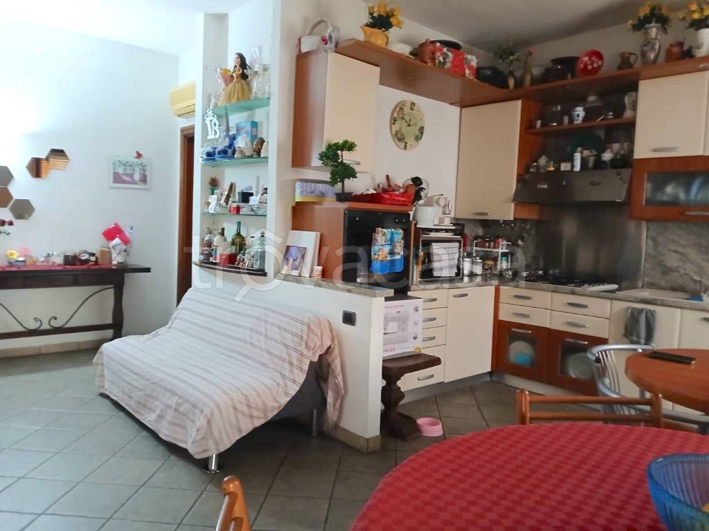 appartamento in vendita a Piacenza in zona Stadio