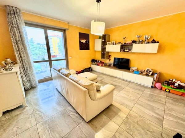 appartamento in vendita a Piacenza in zona Barriera Genova