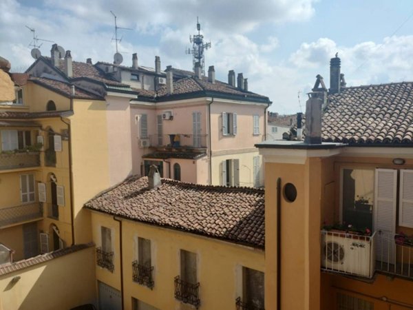 appartamento in vendita a Piacenza in zona Centro Storico