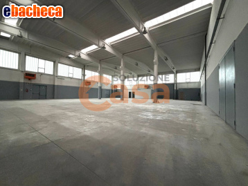 ufficio in vendita a Piacenza in zona Caorsana