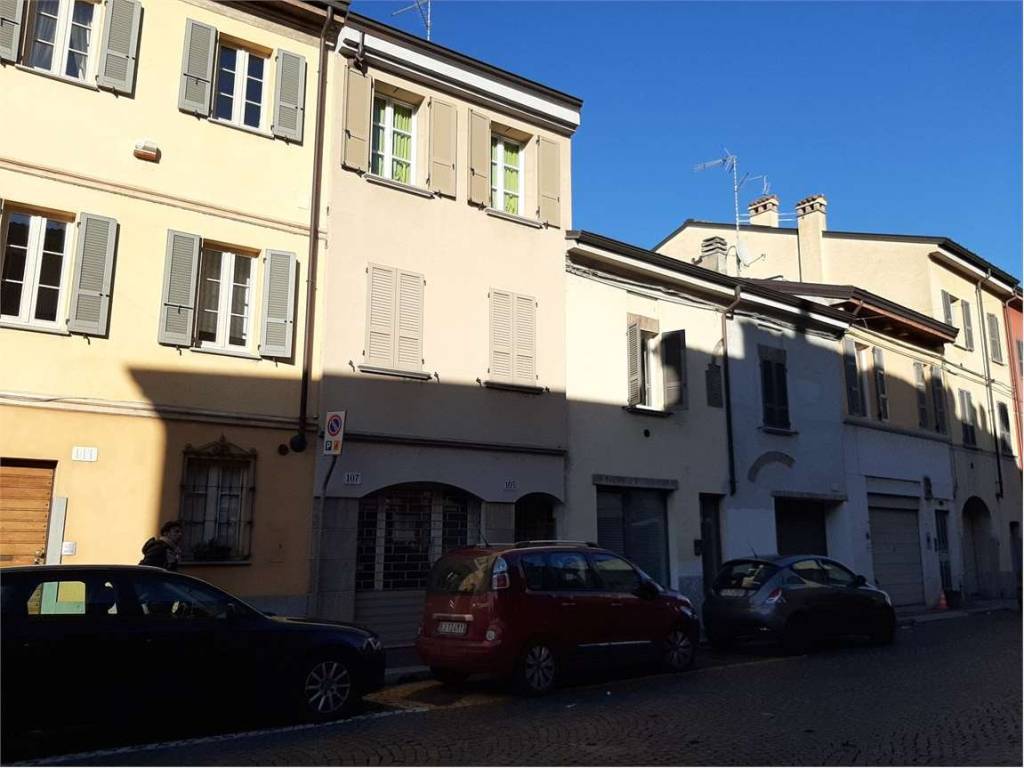 negozio in vendita a Piacenza