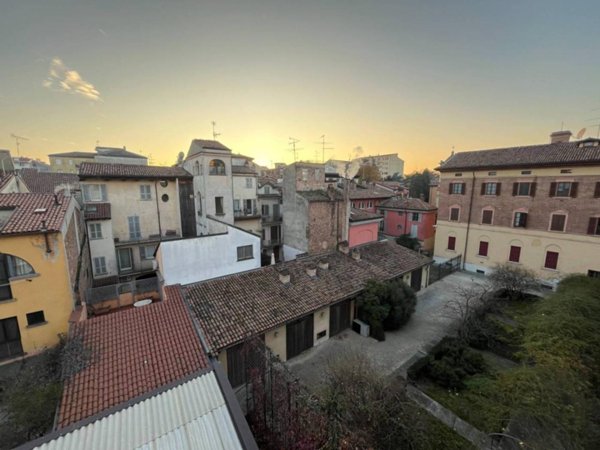 appartamento in vendita a Piacenza in zona Centro Storico