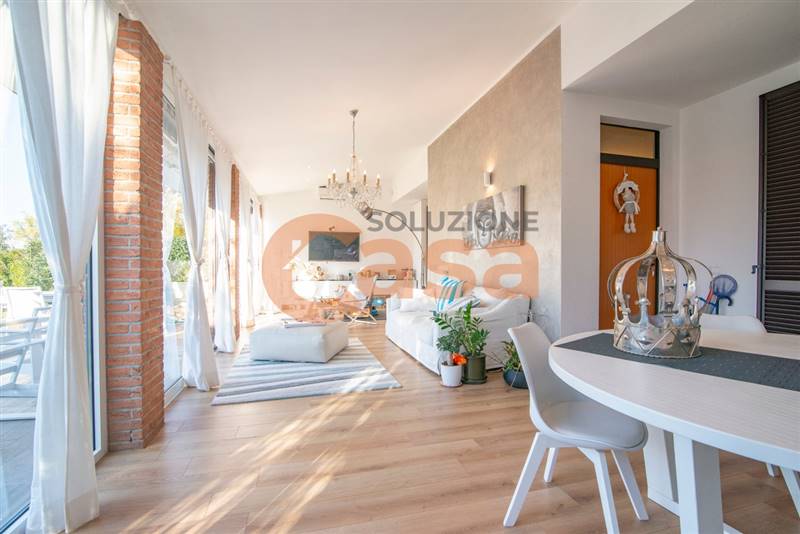 casa indipendente in vendita a Piacenza