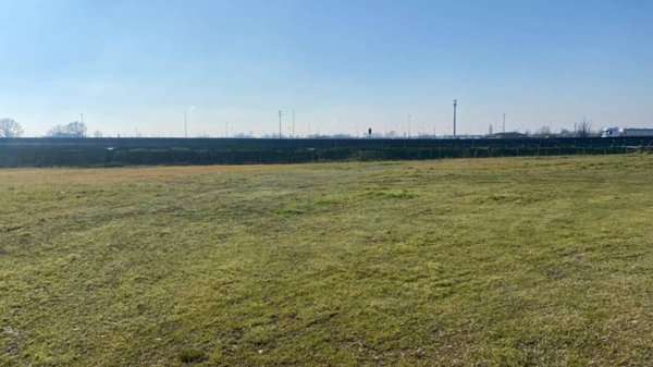 terreno agricolo in vendita a Piacenza in zona Borghetto