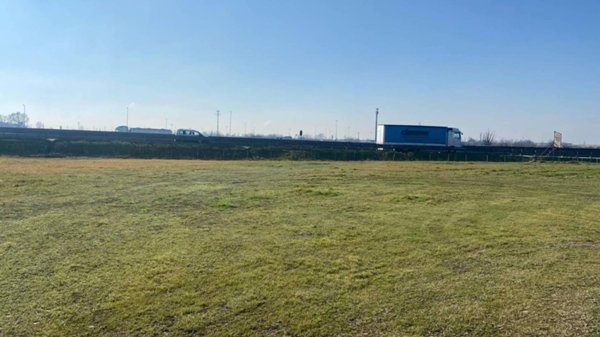 terreno agricolo in vendita a Piacenza in zona Borghetto
